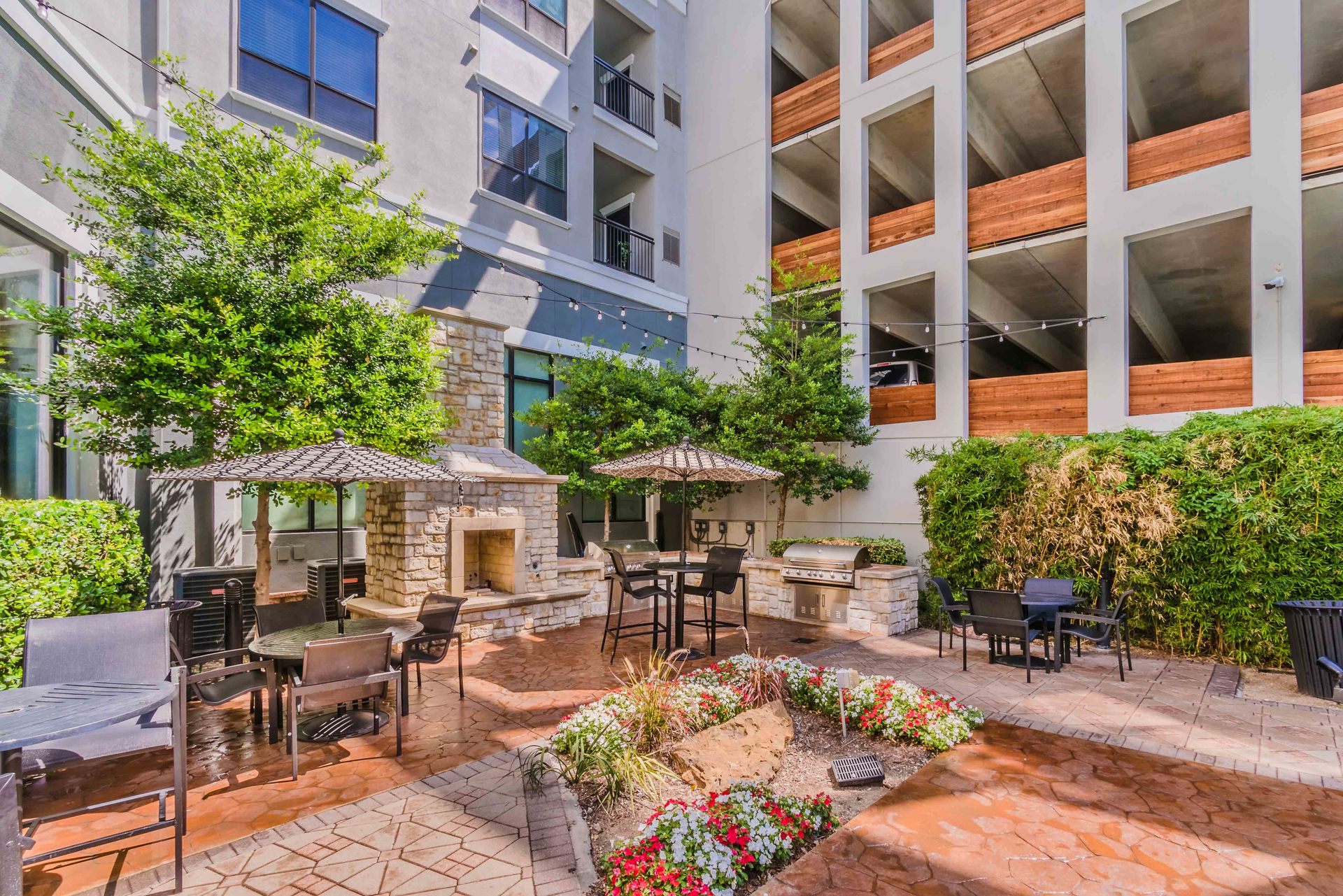 Elan At Bluffview Apartments apartment photo